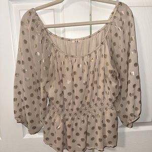 Medium Long Sleeve Top
